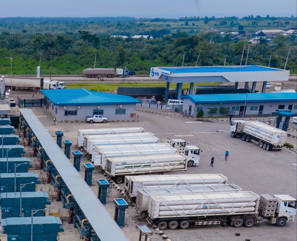CNG cascade trailers parked beside the Gas Tech loading bays